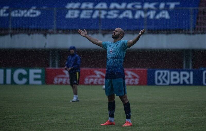 BRI Liga 1: Jersey Baru Persib Diharapkan Mampu Membawa Aura